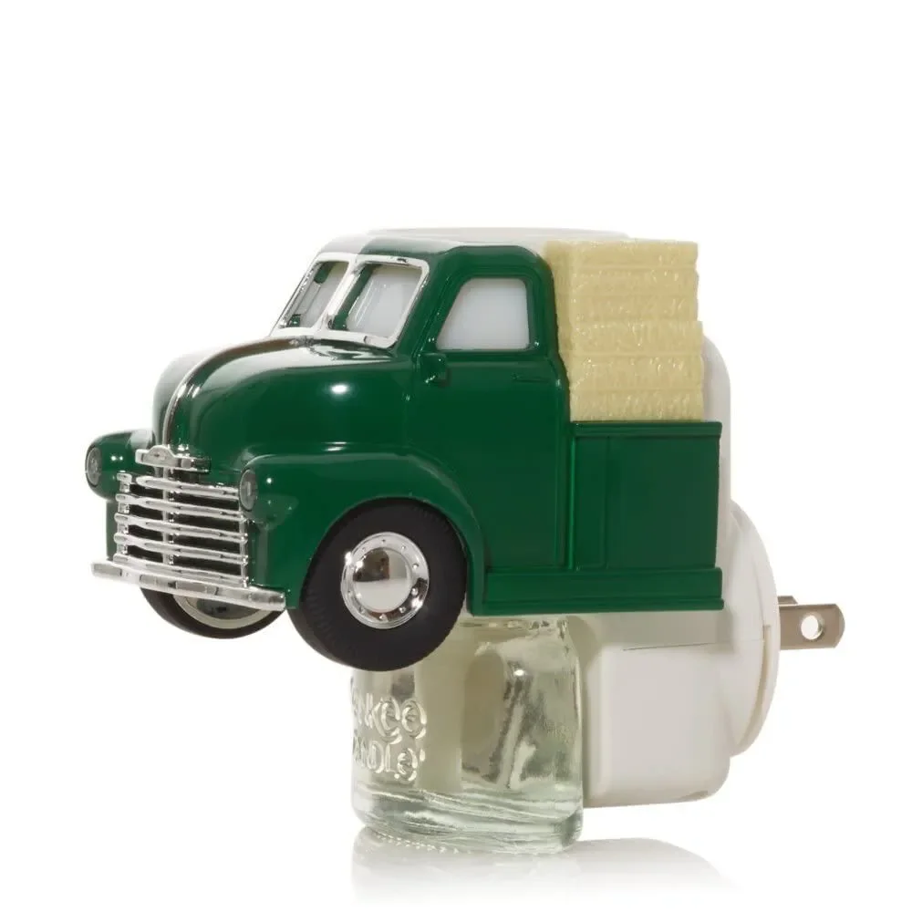 Yankee Candle Fall Green Truck with Light Sensor Scent-Plug Diffuser Base
